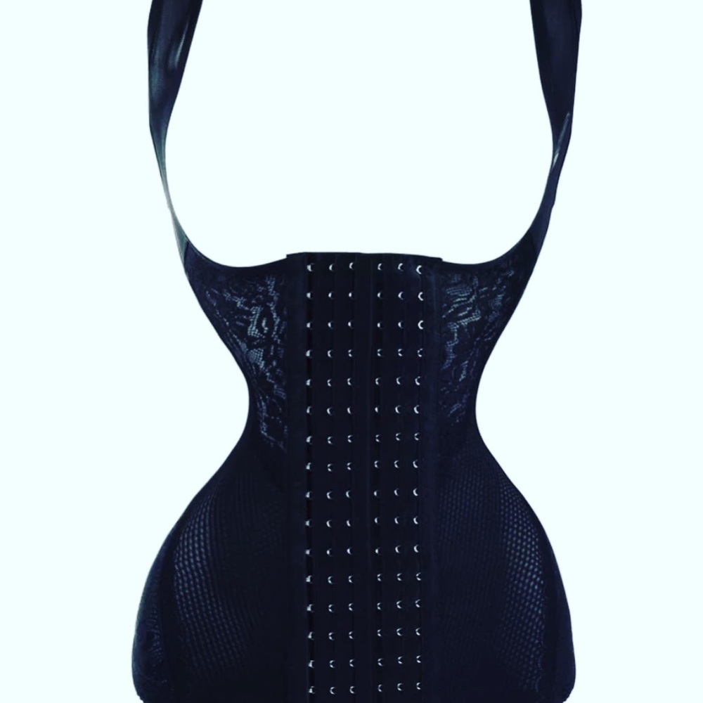 Corset - Picture 2 of 2